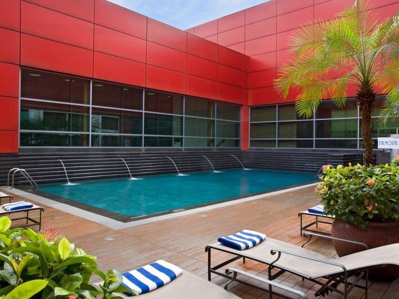 Khách sạn Royal Plaza On Scotts Singapore
