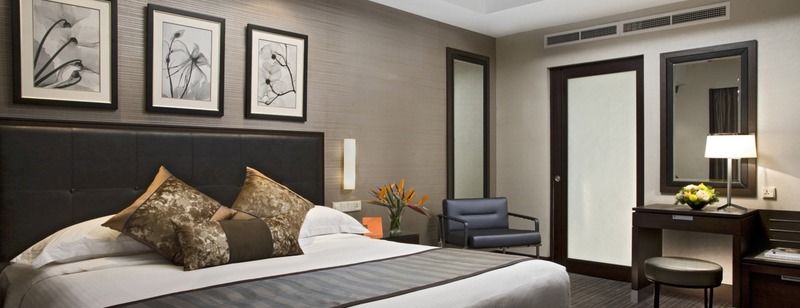 Khách sạn Royal Plaza On Scotts 5*